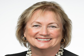 Cindy Mannes Listing Image Headshot_Stretch